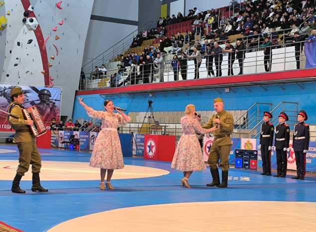 Ансамбли «Миряне» и «Горница» приняли участие в открытии первенства России по самбо